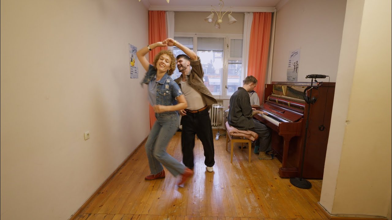 Малко Swing #84: It Had to Be You, feat Frank and Andrea