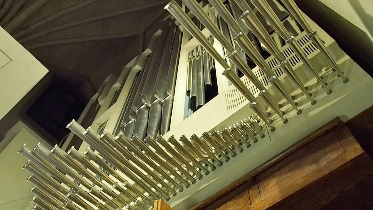Kalevi Kiviniemi plays Ouverture to Carmen by Georges Bizet