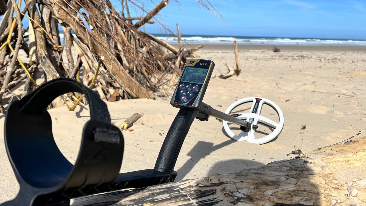 Detección metálica en playa con detector de metales XP ORX - Tesoros enterrados 14-03-2022