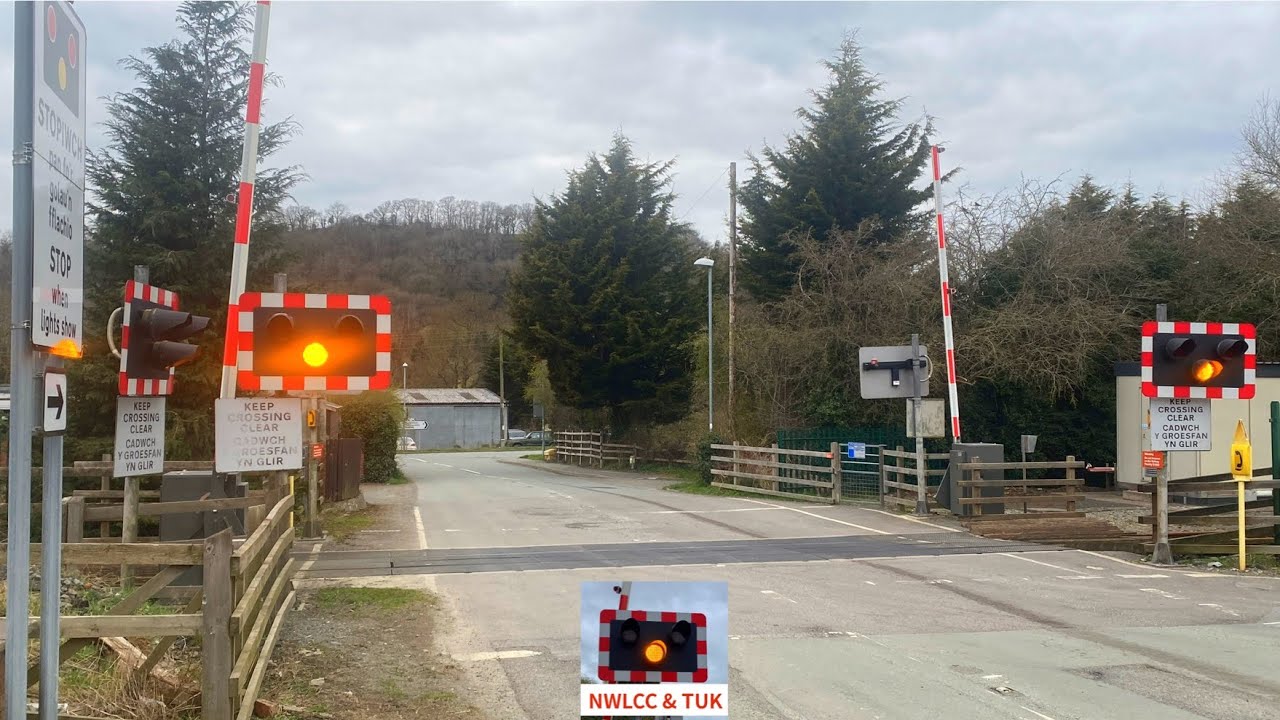 Abermule Level Crossing, Powys