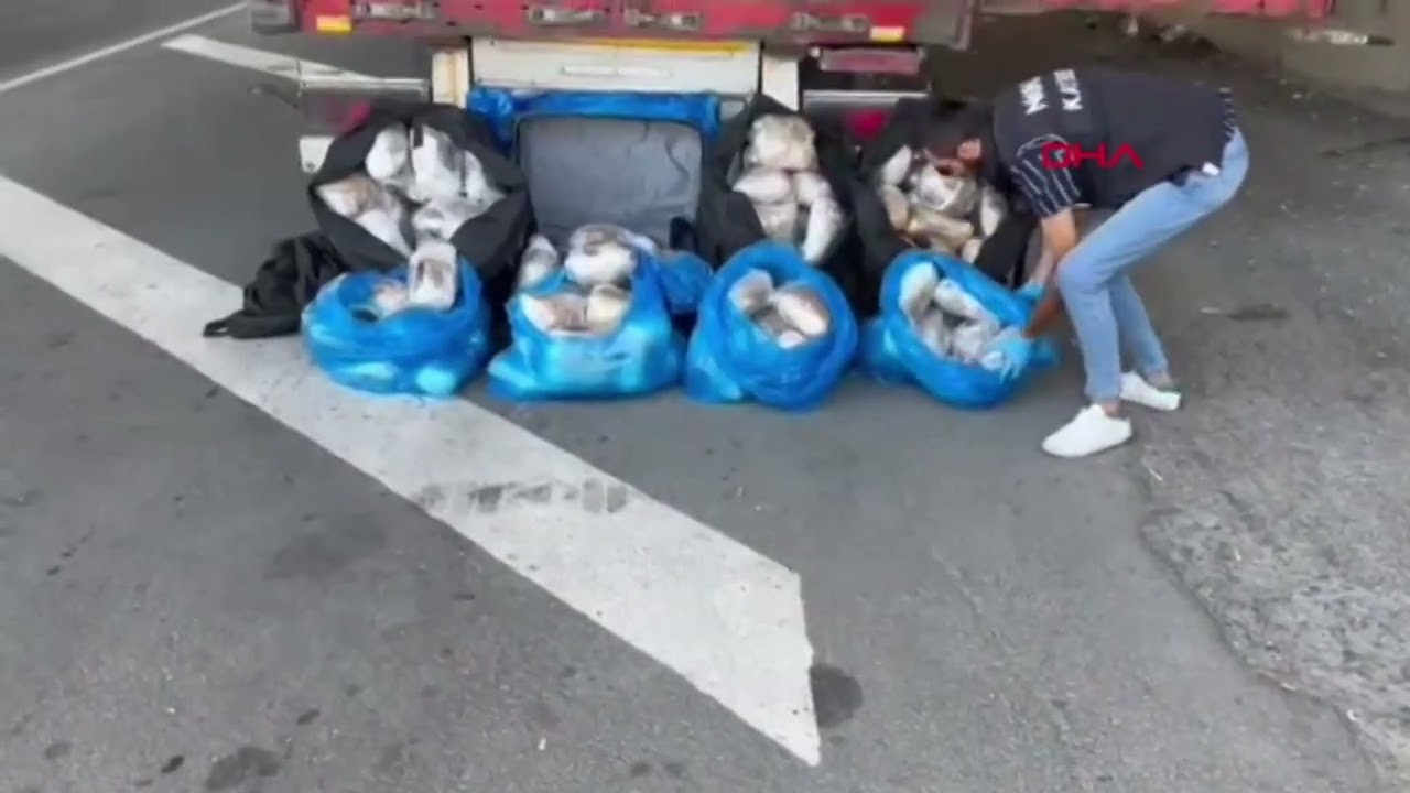 Kayseri'de durdurulan TIR'ın dorsesinde 80 kilo uyuşturucu ele geçirildi