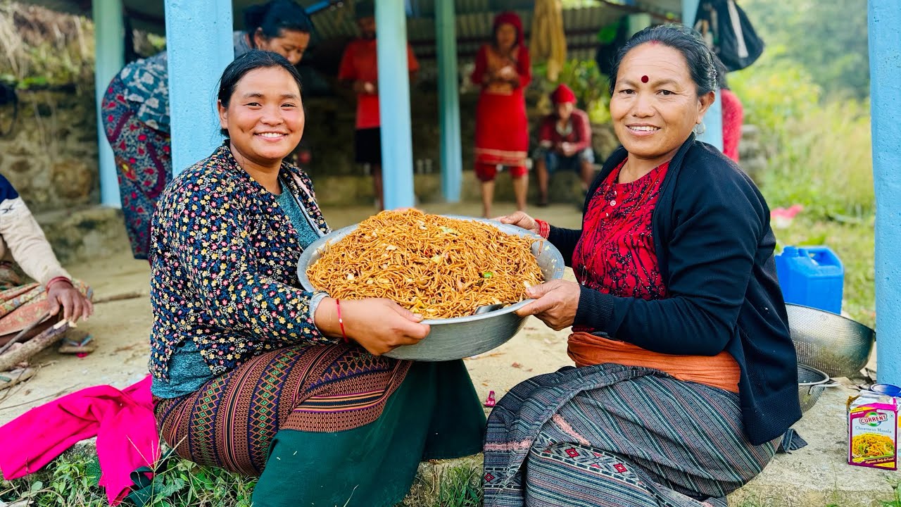 Life pahilo patak yati dherai chaumin khadai😁yasto din pni aaune#siruthapamagar#villagelife#vlog
