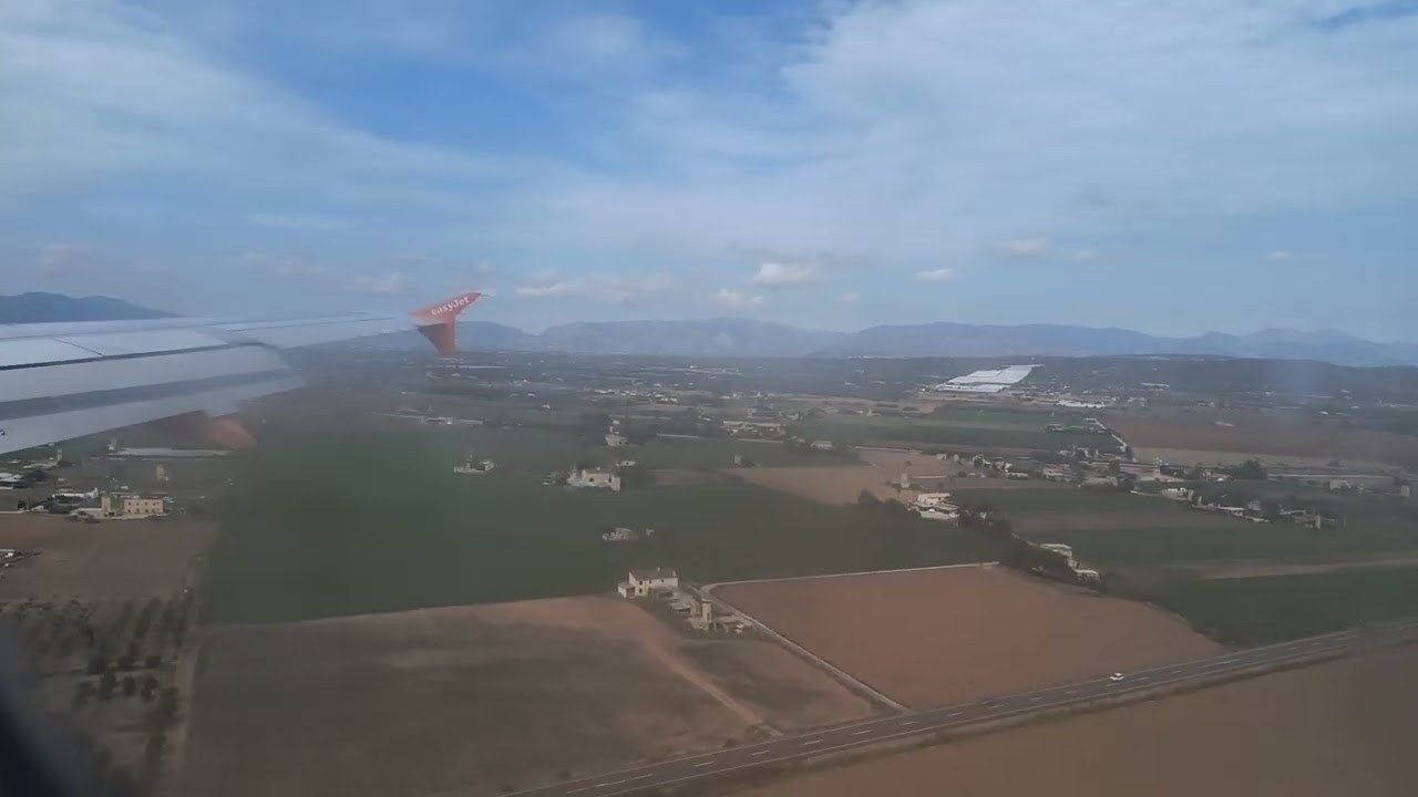 Palma airport landing with easyJet Europe from Leeds 28/09/2025