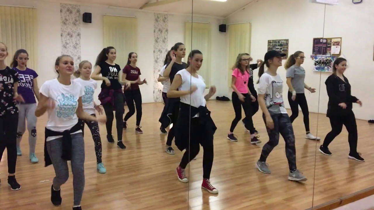 Karácsonyi FLASHMOB koreográfia