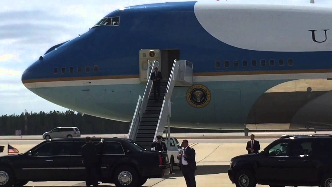 President Obama arrives in Columbia, SC