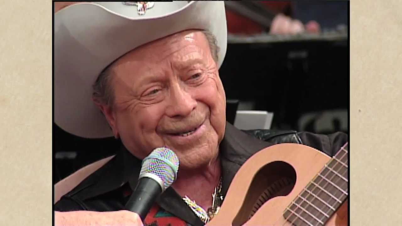 Little Jimmy Dickens pays tribute to Grandpa Jones with 