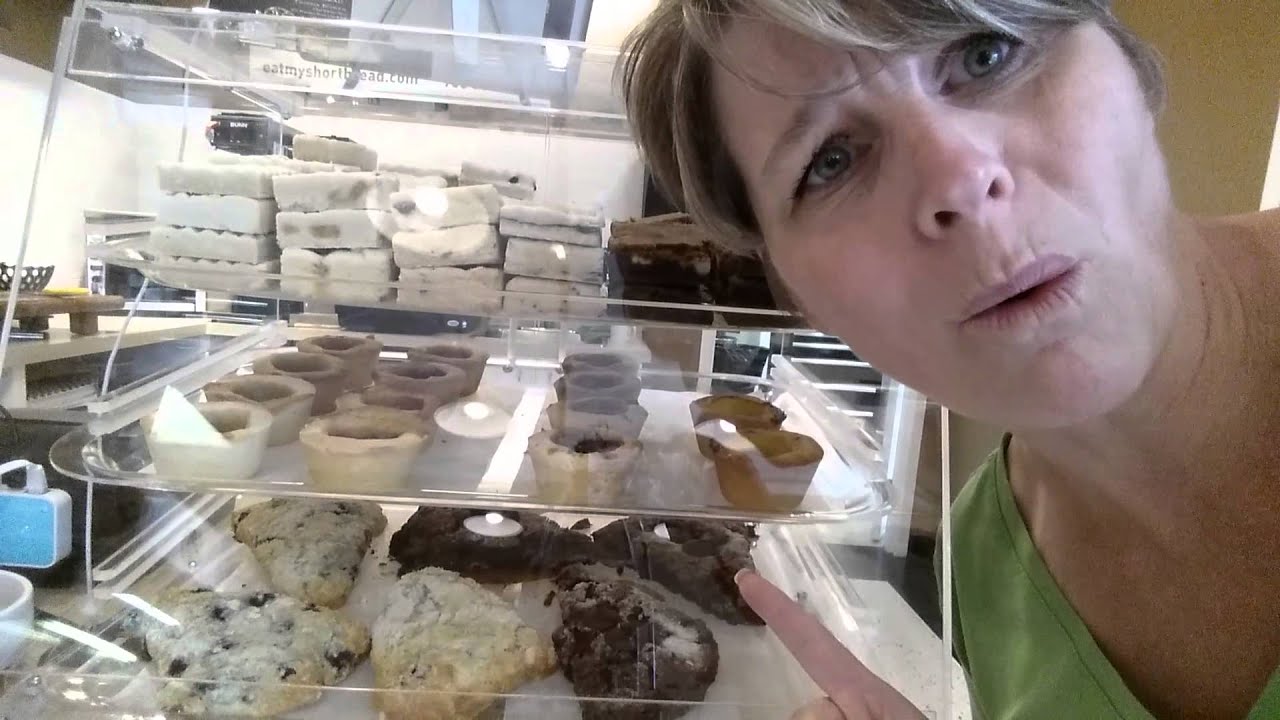 The bakery beside the studio Longarm Free Motion Quilting Video