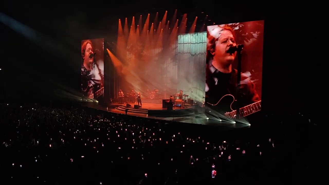 Lewis Capaldi - Survive (plus intro) // Live from Sheffield 6th of September 2025