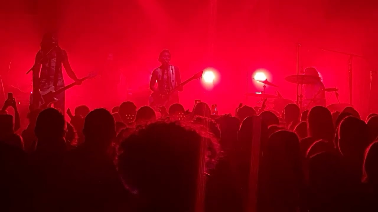 KT Tunstall   Suddenly I See   live at Cyprus Avenue, Cork 2023