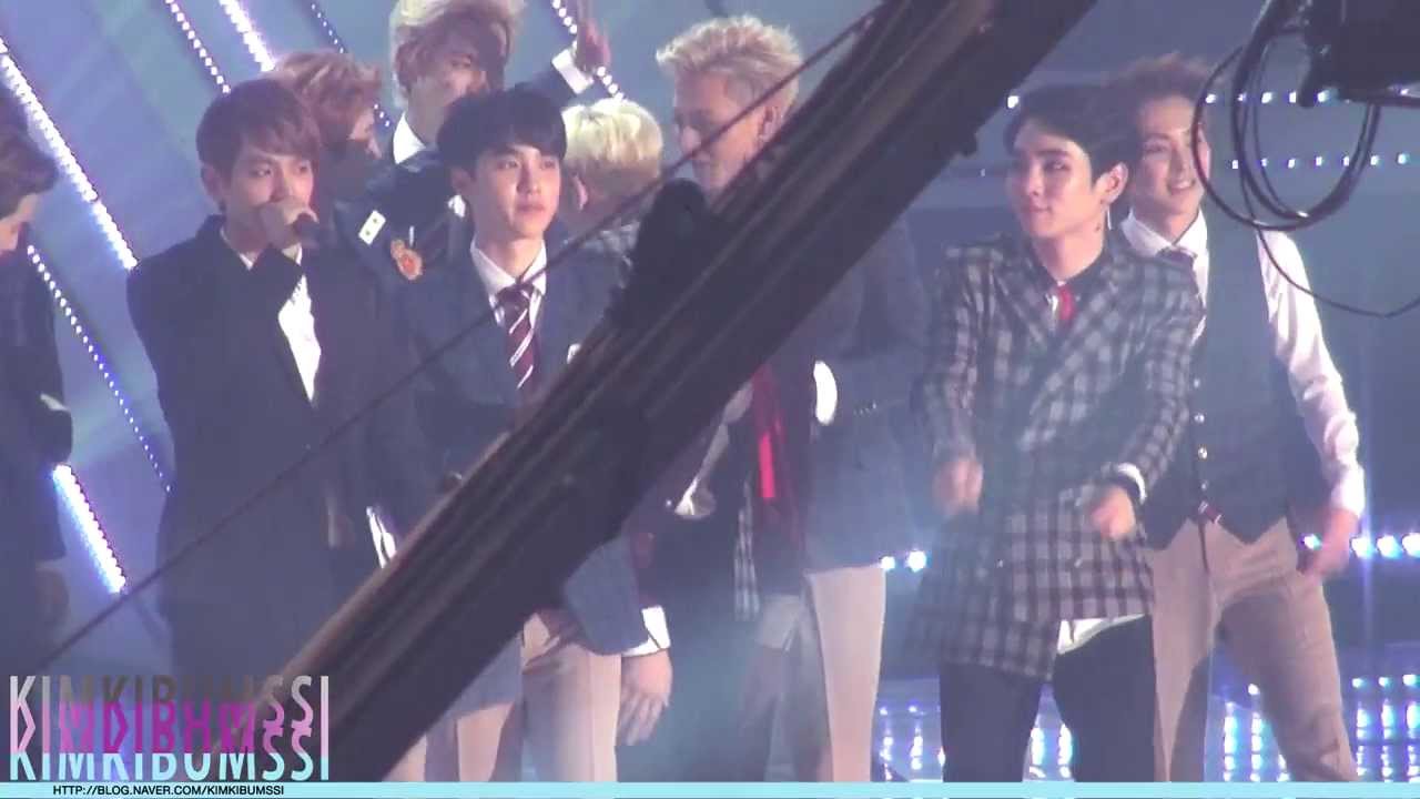[HD fancam] 131114 Melon Music Awards SHINee 5 - 대상 수상 + ending
