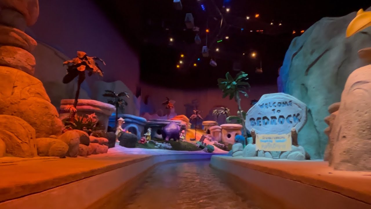 Warner Bros - Bedrock ride
