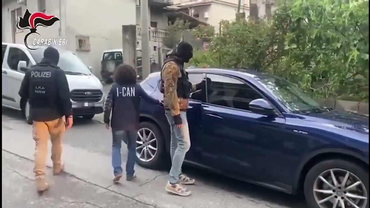Chat inutilizzabili, pena ridotta a Strangio