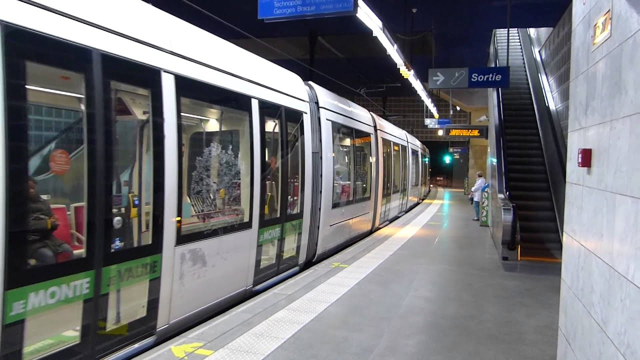 Rouen Metro Trains At Gare Rue Verte 15 October 2015