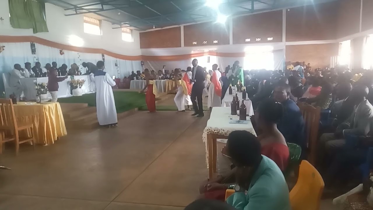 Mugatutu inyuma ya kwakira umwaka wubutumwa muri Paroise KARUSI