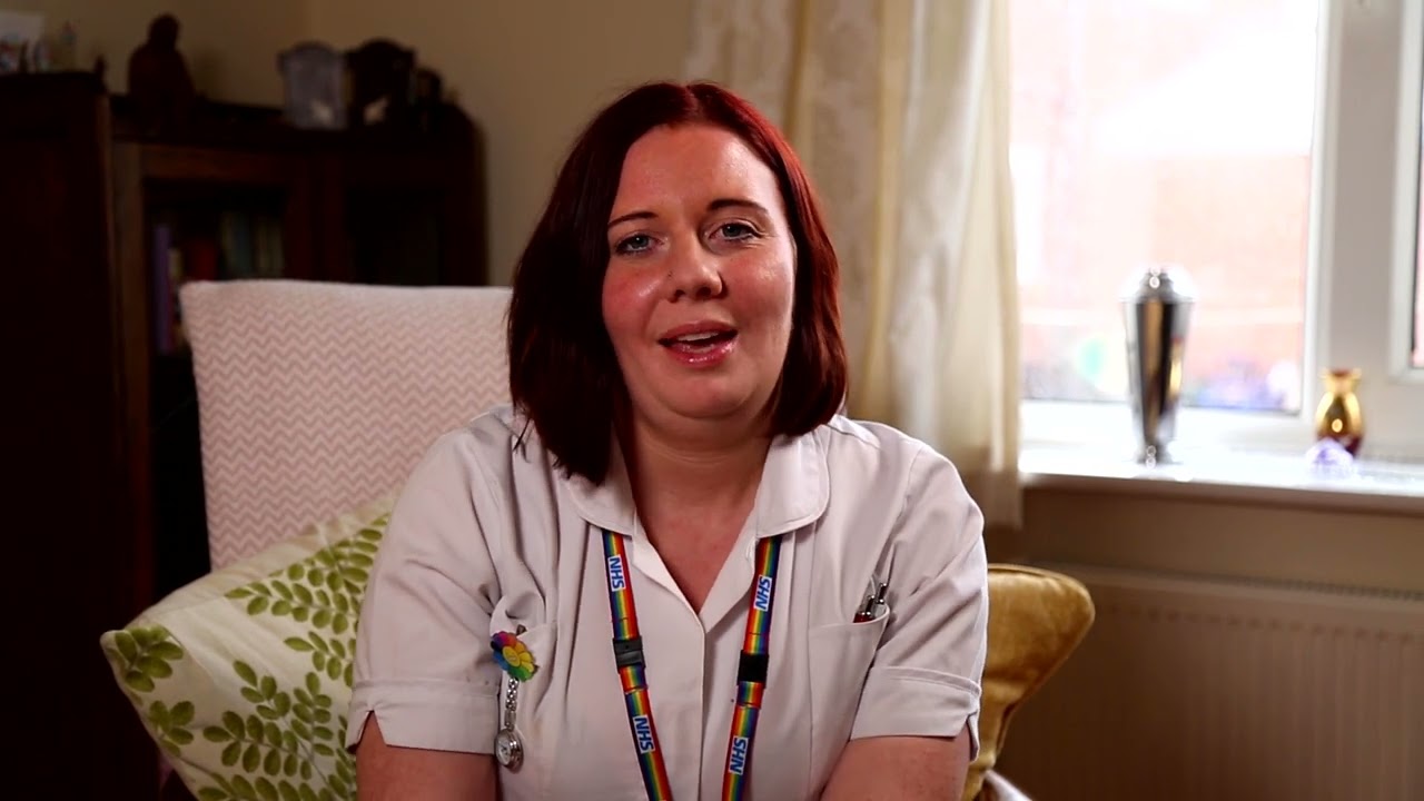Why did I become a District Nurse? Career guidance in the NHS.