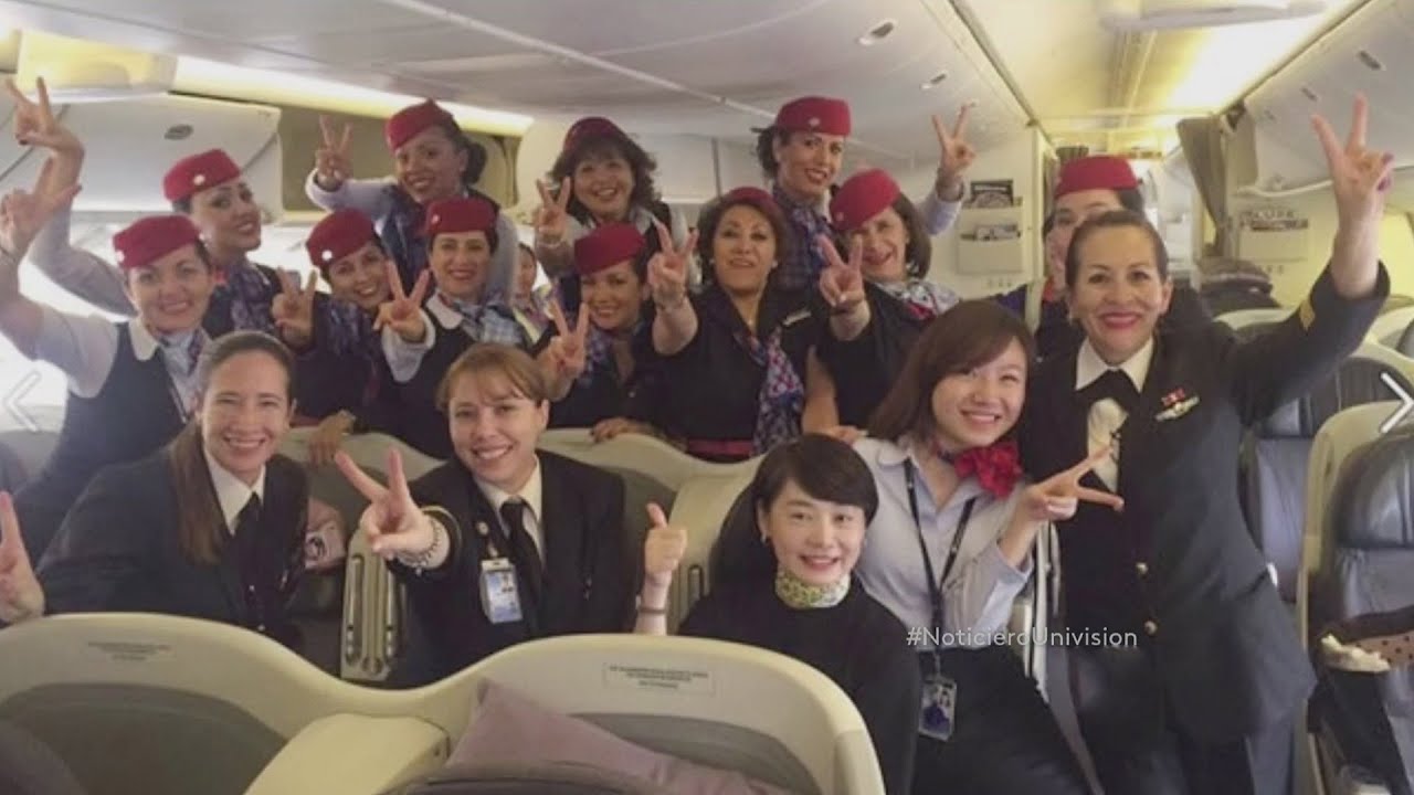 Aerolínea mexicana hace posible el primer vuelo tripulado por mujeres