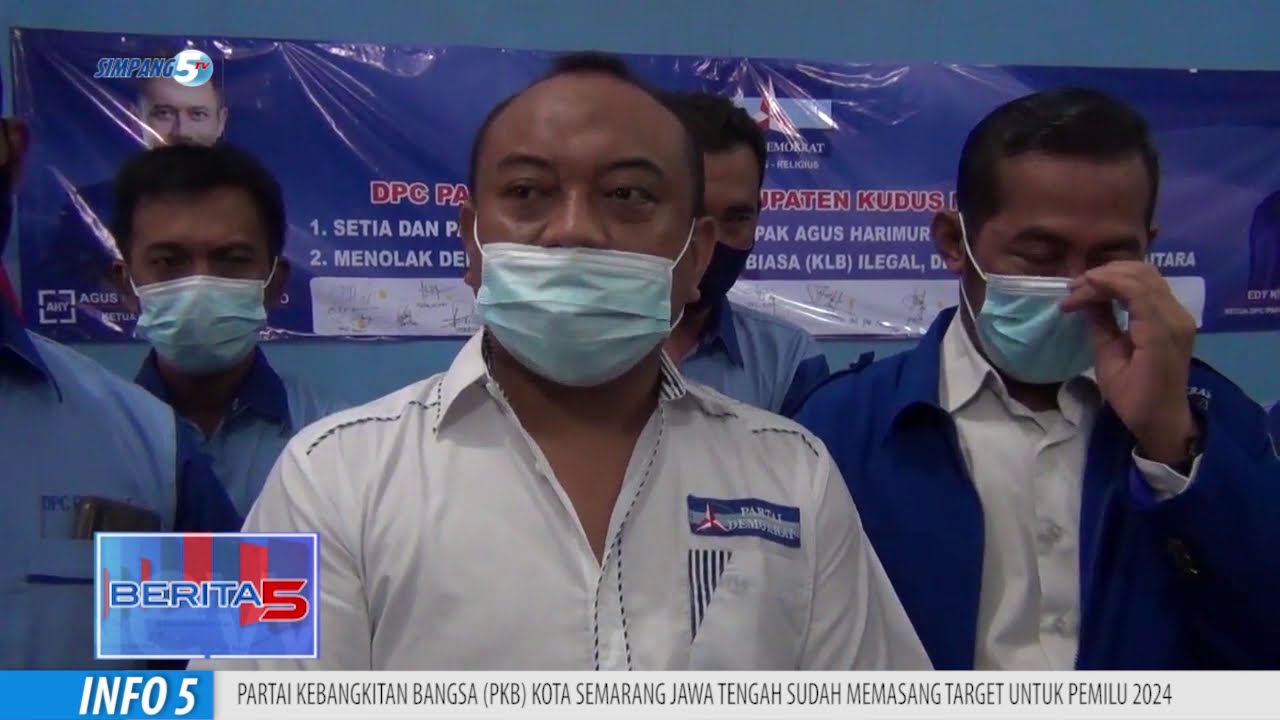 Aksi Cap Jempol Darah DPC Demokrat Kudus Tolak KLB