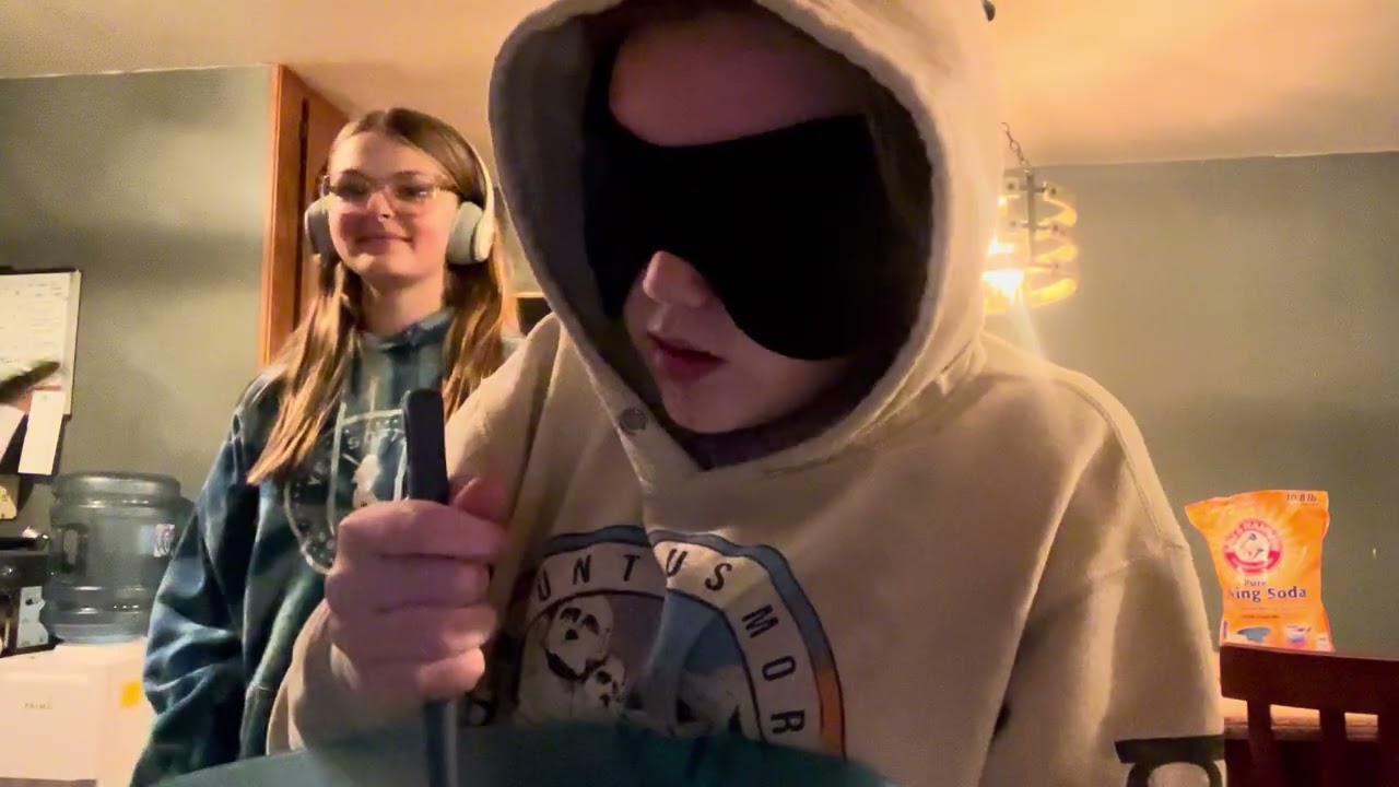 BLIND, DEAF AND MUTE BAKING (ft Lauren and Dakota)