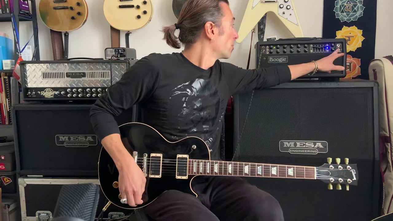 Smoke on the water - solo cover @DeepPurpleOfficial