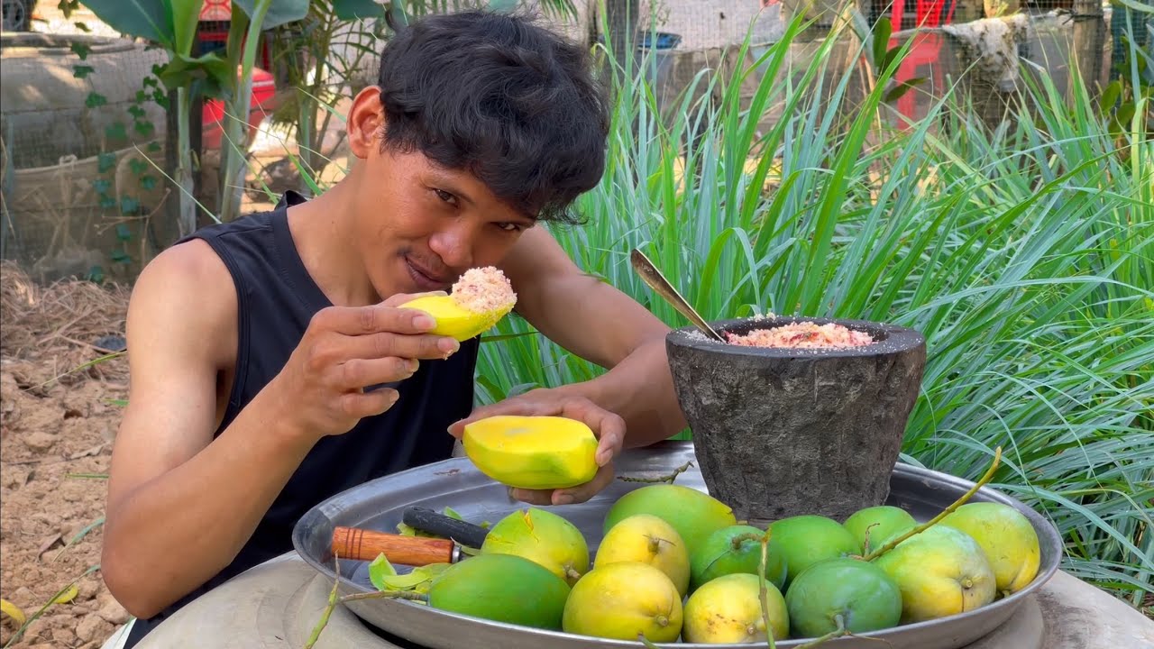 I REALLY ENJOY TO EAT THIS FRUIT “MANGO” | DAILY EATING WITH #VikbolTrea