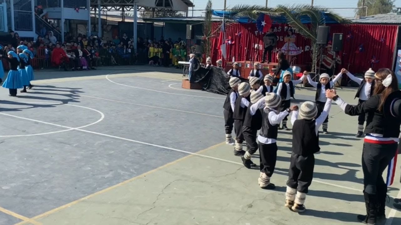 La Tejedora - Escuela San Sebastián de Batuco