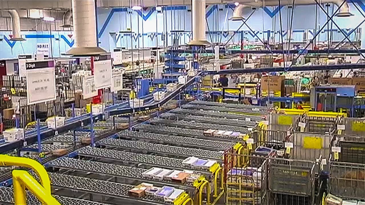 What a USPS distribution center looks like during Christmastime