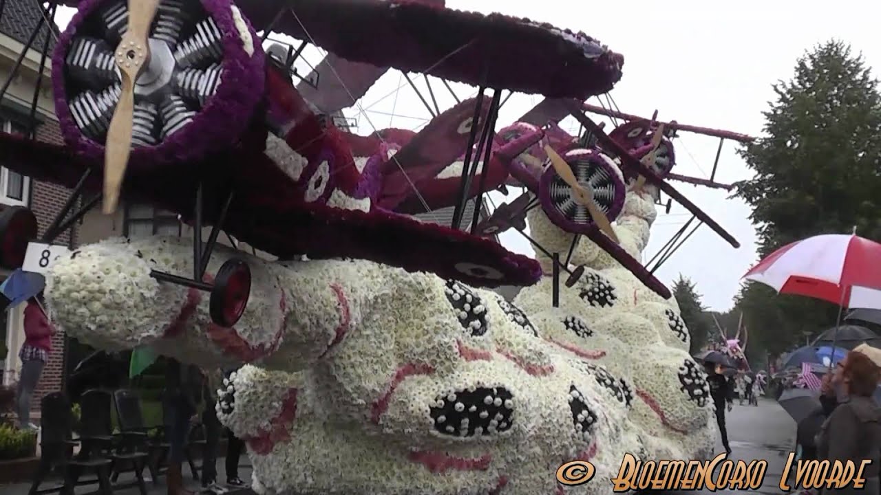 Lichtenvoordse BloemenCorso 2010 |~~(Deel 1)~~|