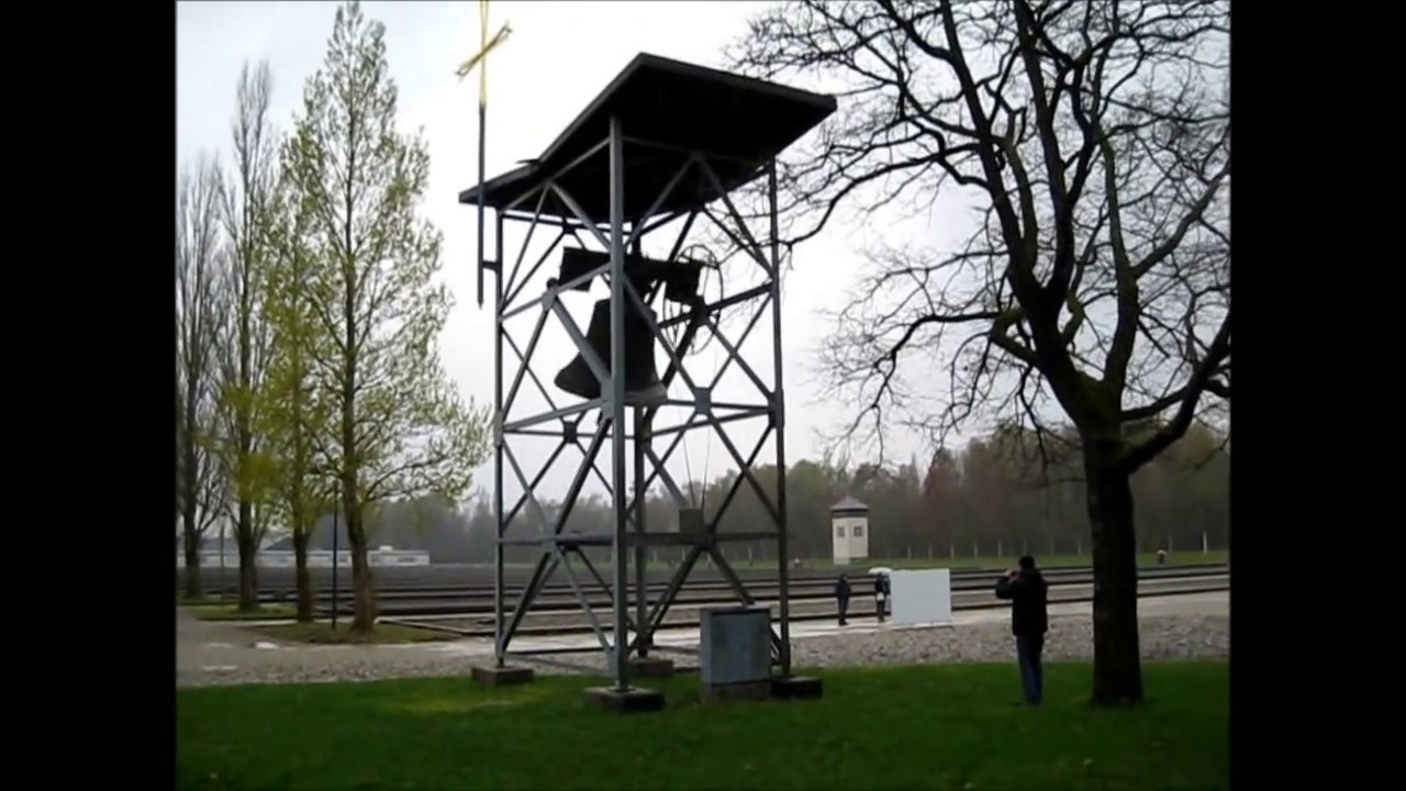 Dachau (D) Die Glocke der KZ - Gedenkstätte