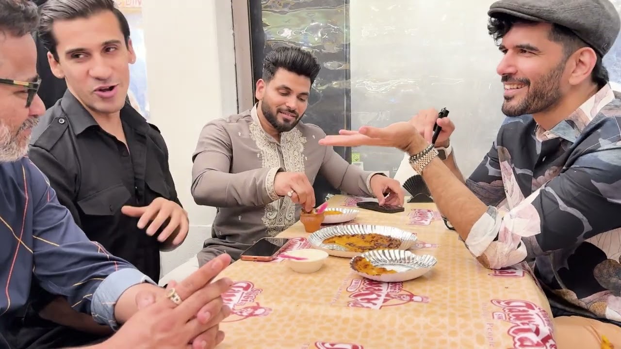 Shiv Thakare Visits Shabbir's Tawakkal At Mohammad Ali Road
