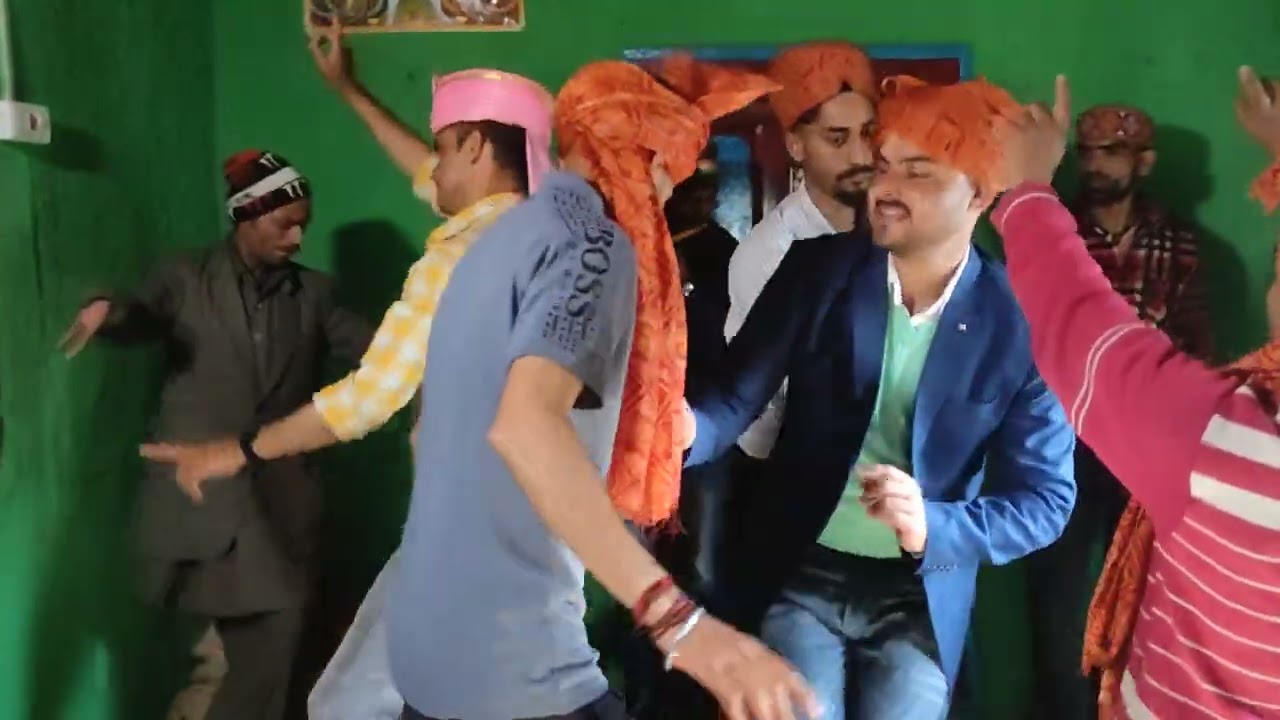the bhaderwahi best dhool ever and super dance