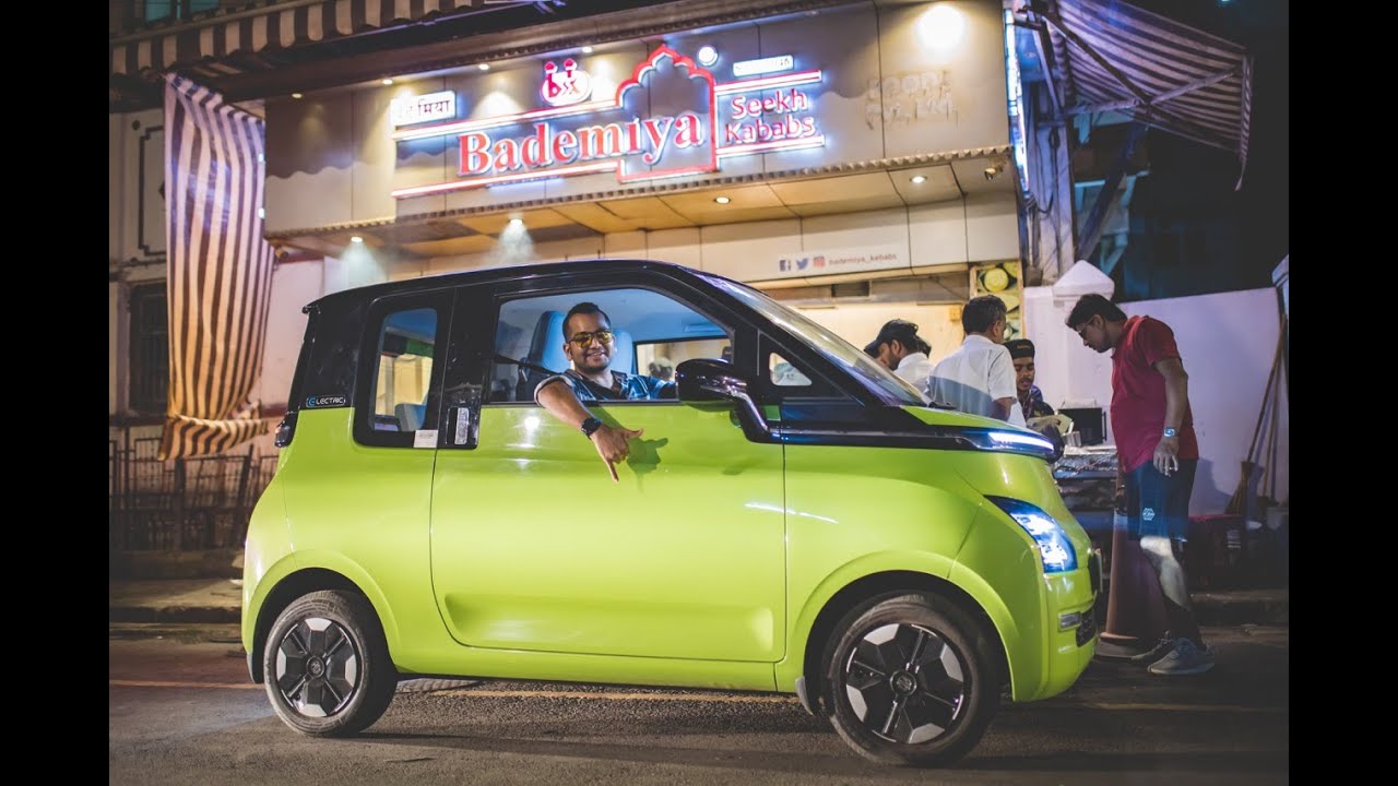 Experiencing Mumbai Nightlife in MG Comet EV