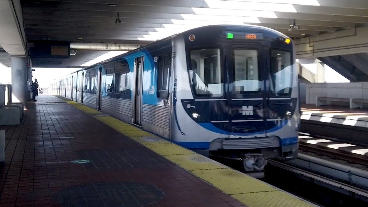 Riding Miami-Dade Transit Metrorail Green Line, Tri-Rail Transfer to Downtown Miami