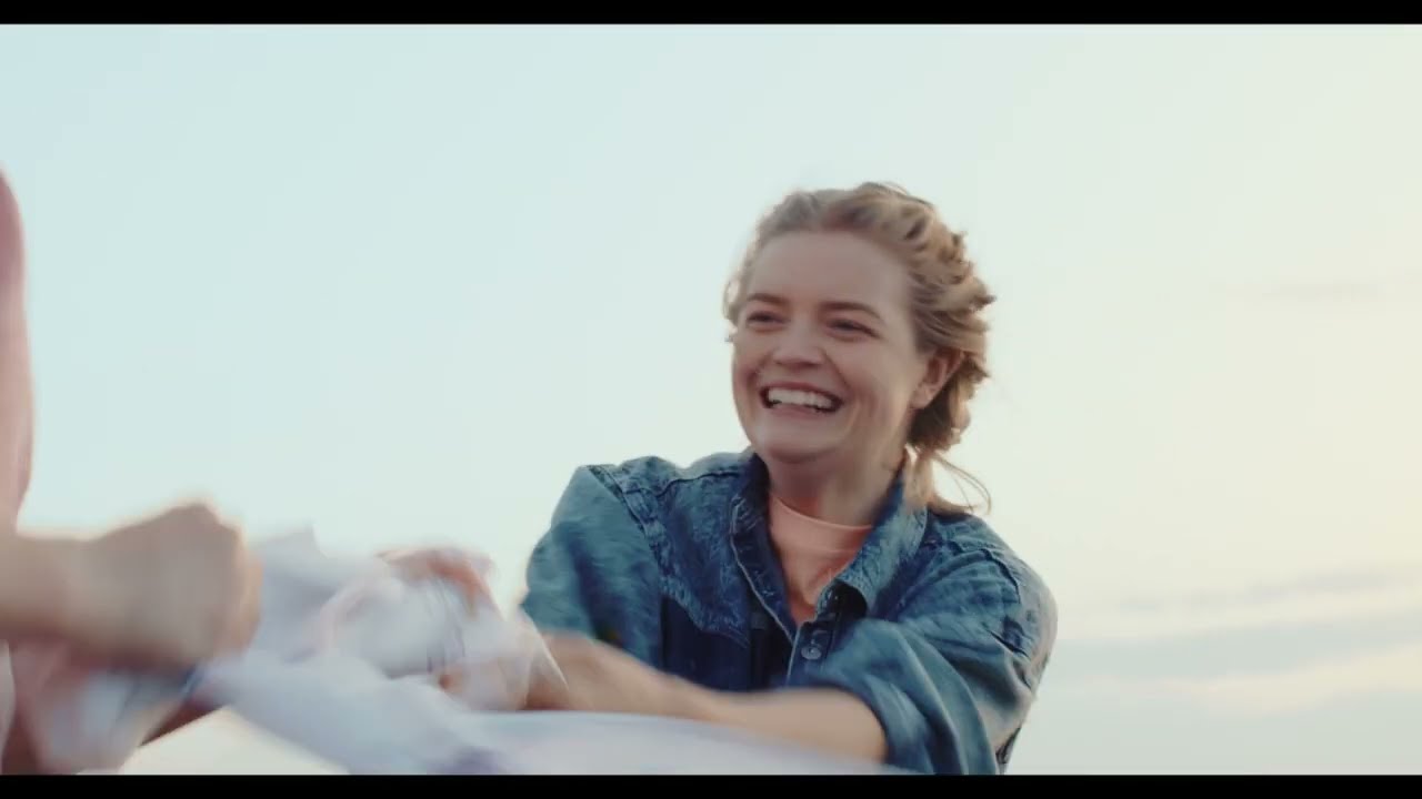 Det &Auml;r Okej (OFFICIAL VIDEO) - Agnes Molander