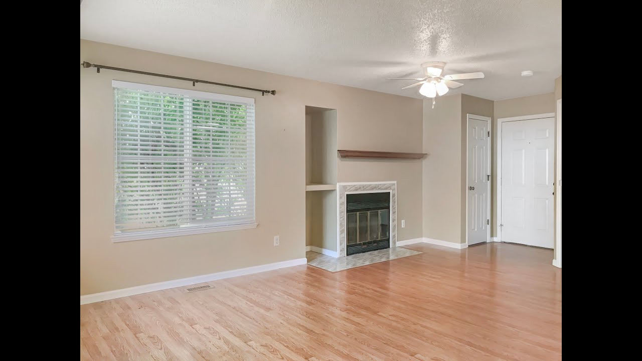 Condos for Rent in Aurora 2BR/1BA by Aurora Property Management