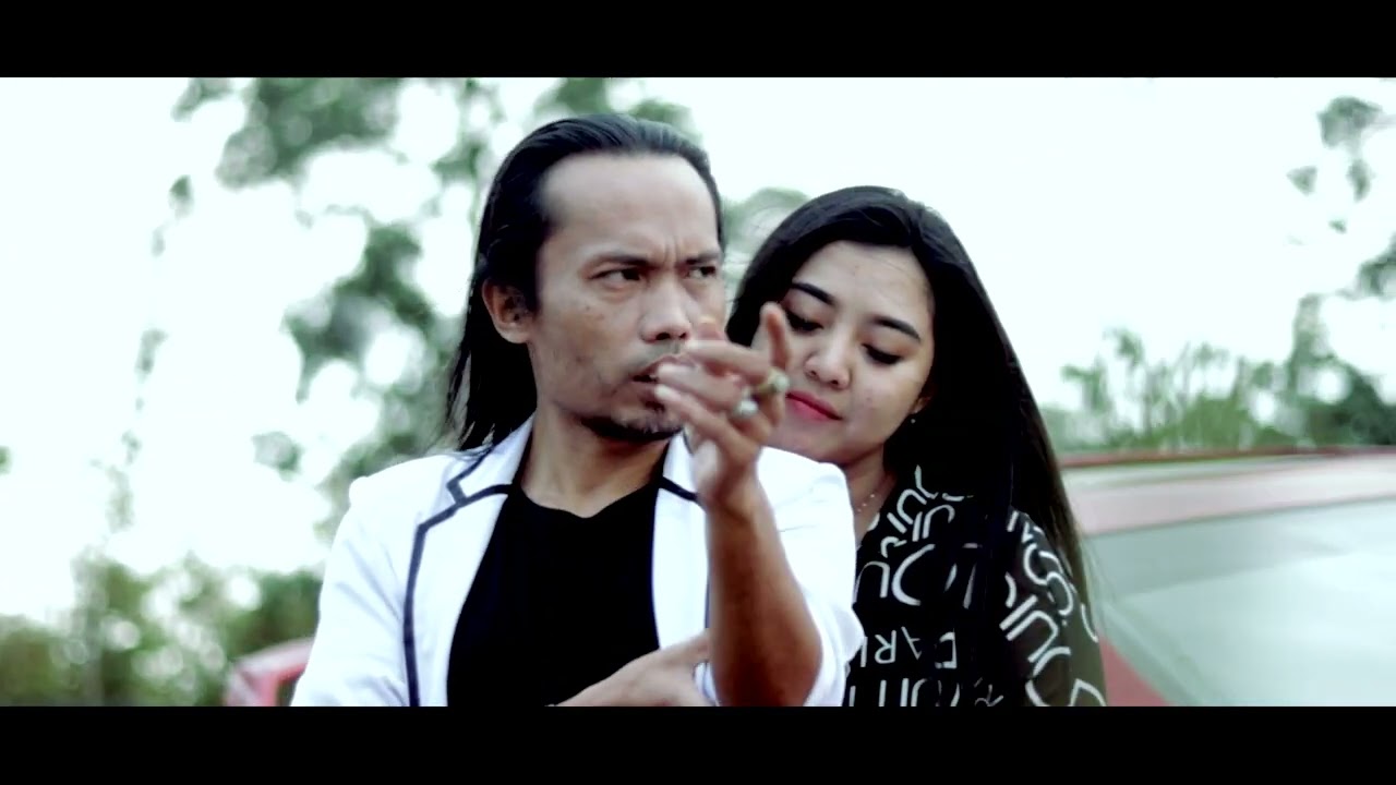 Intan Mandasari Dan Arya Satria - Cinta Tak Dapat Bersatu | Dangdut (Official Music&nbsp;Video)