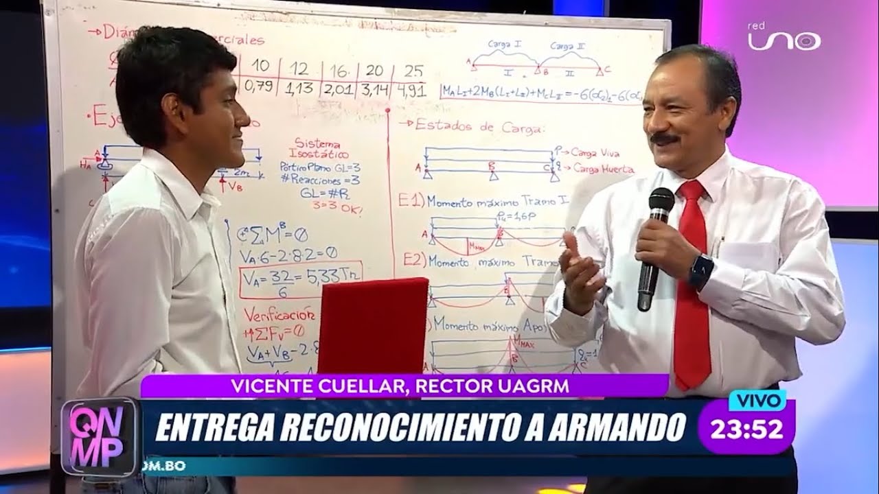 RECONOCIMINETO A MEJOR AUXILIAR DE INGENIERIA DE LA UAGRM