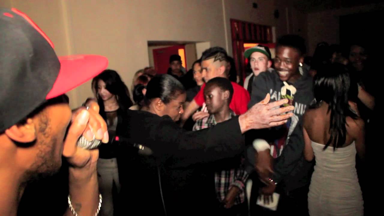 Shizzle HIGH WYCOMBE SHUTDOWN!!! (Merkery U18's Rave)