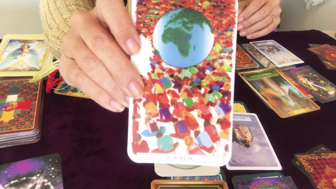 Aşk Üçgeni - Yasak Aşk Karmaşık İlişkiler Tarot Açılımı