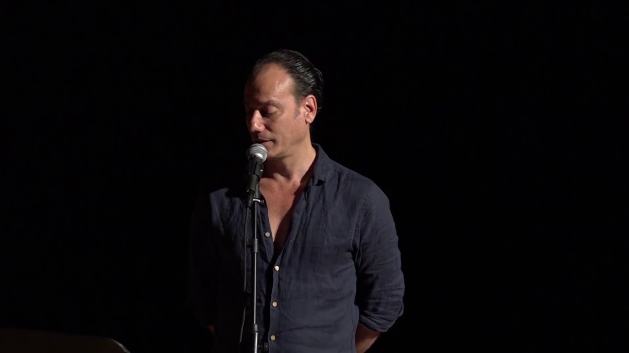 קצר וקולח במרכז ענב - קטעים נבחרים מכתבי יואל הופמן