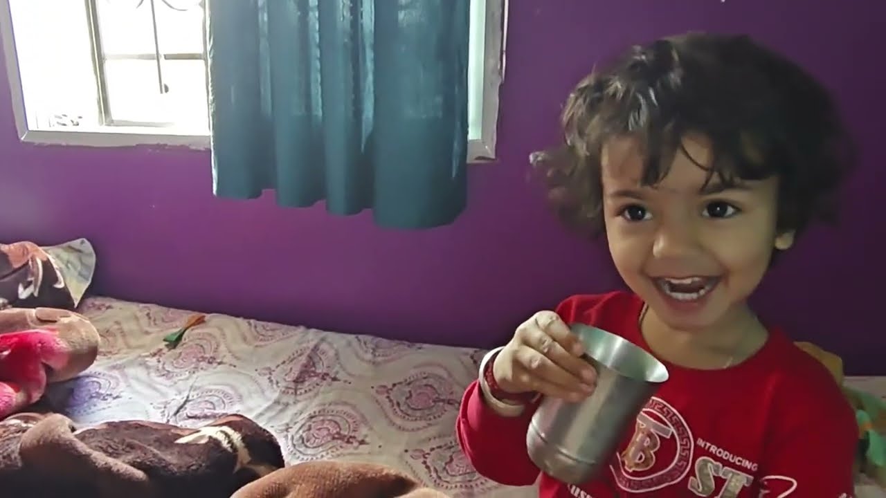 Aanvi ne ki chaye pine ki zid 😋|| VarshaRealLife 