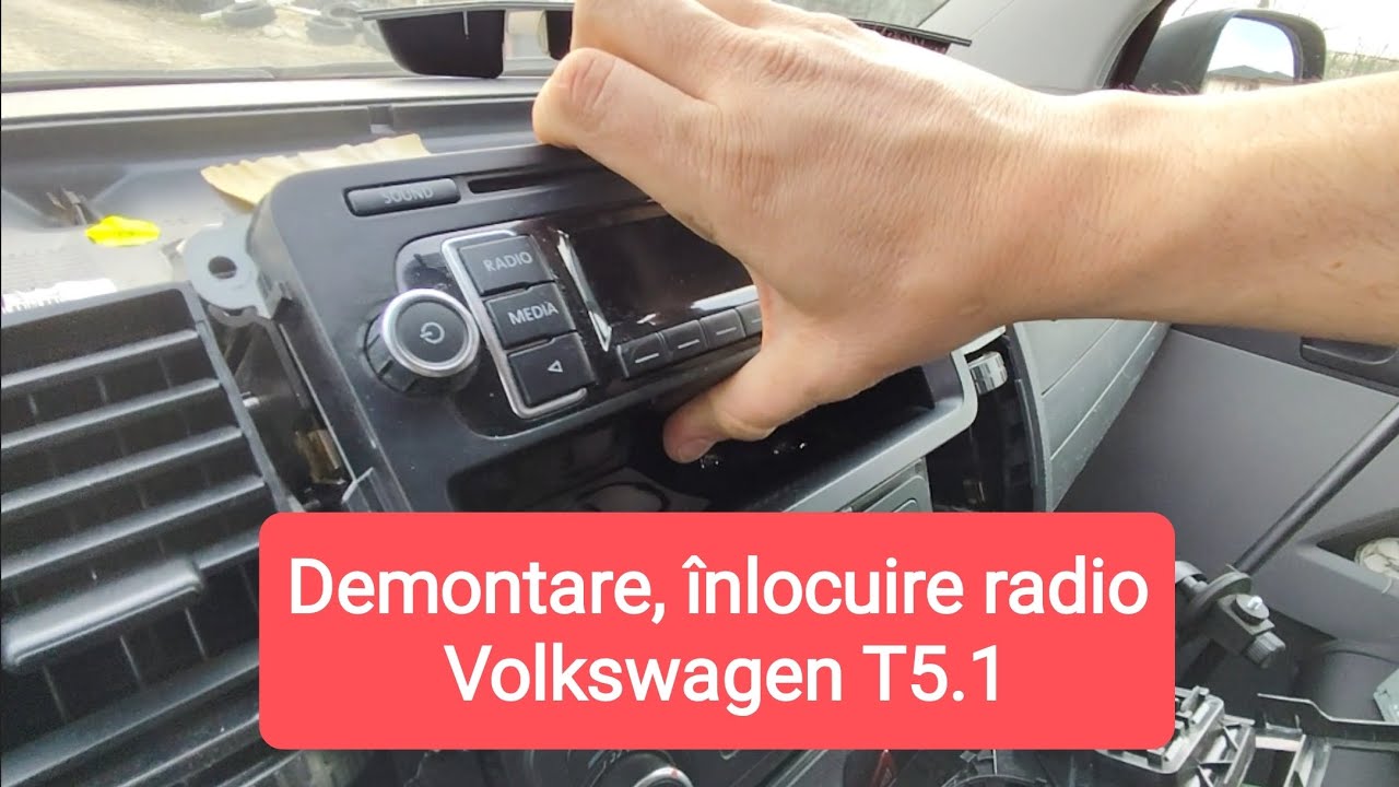 Demontare, înlocuire radio Volkswagen Transporter T5.1 / radio removal, replacement