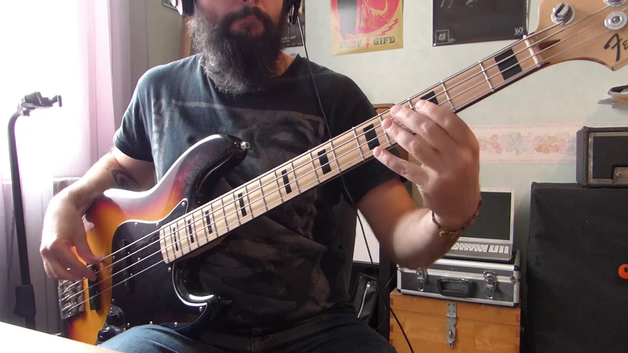 Infectious Grooves - Lock In The Pocket (Bass Cover)