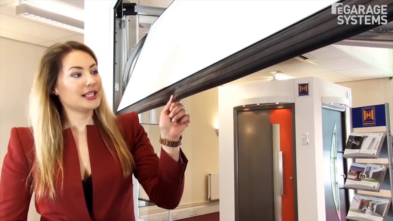 Hörmann   Sectional Garage Door Demo
