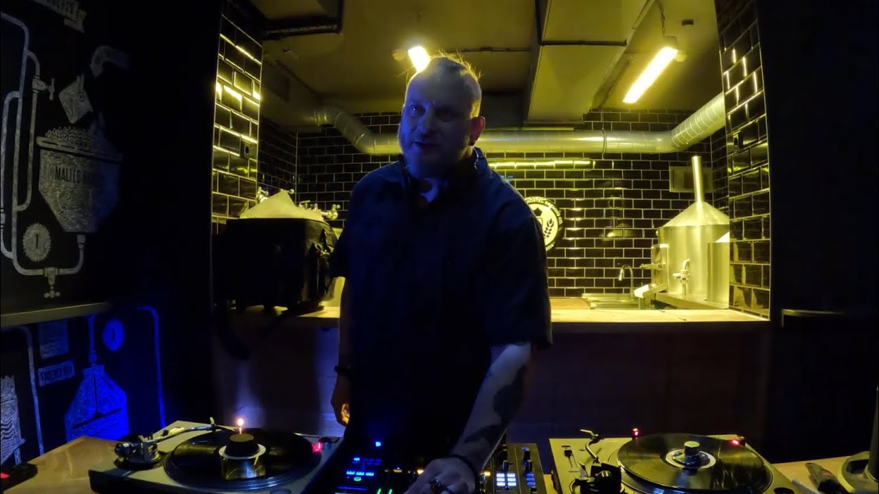 Brewery Session #1 | Maniac&Me Live at Rosie's Bar
