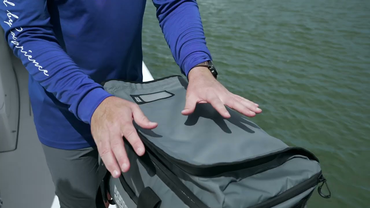 Новая дорожная сумка Nomad Design Tuff Loader Max Dry объемом 65 л &mdash; характеристики и преимущества.