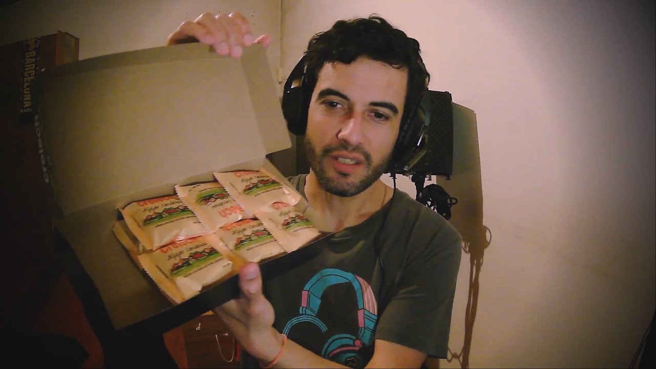 ASMR | Comiendo ALFAJORES CORDOBESES (Con mates y charla random)
