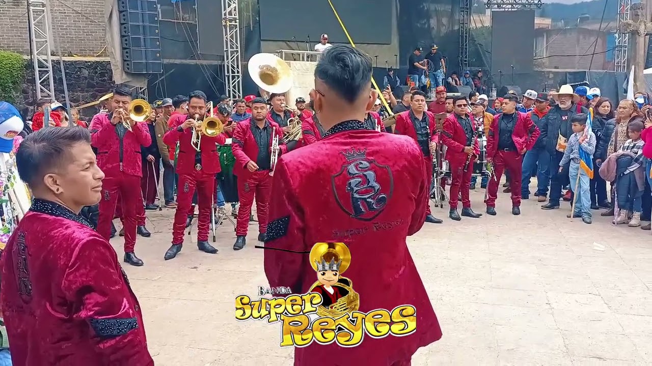 Espectacular Duelo de Bandas. Banda La Reyna de Huajuapan VS Banda Super Reyes - Totoltepec 2025.
