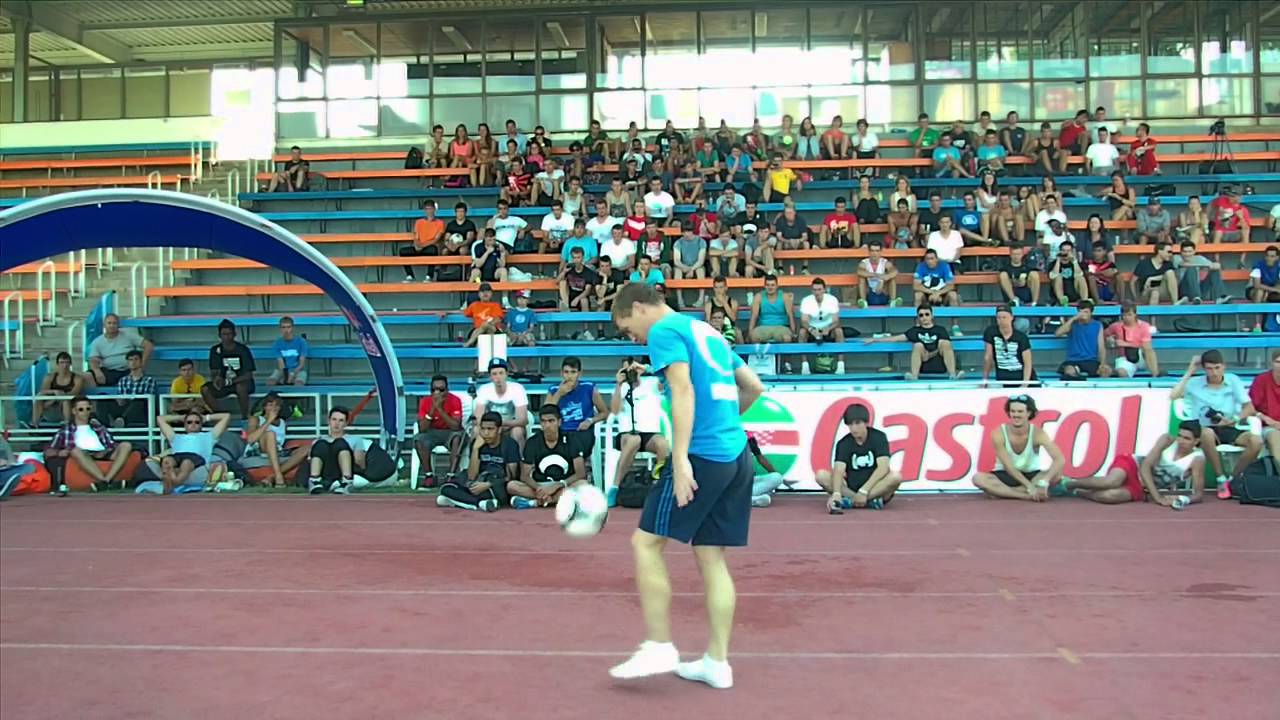 Tokura vs. Andrew Henderson - Semifinal battle | SUPER BALL 2013