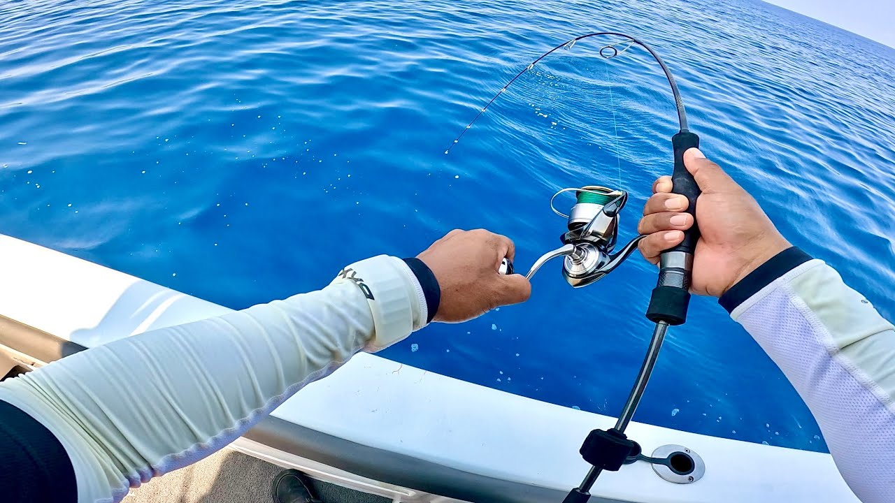 SENSASI LIGHT JIGGING PAKAI REEL & ROD KECIL STRIKE IKAN BESAR !!!