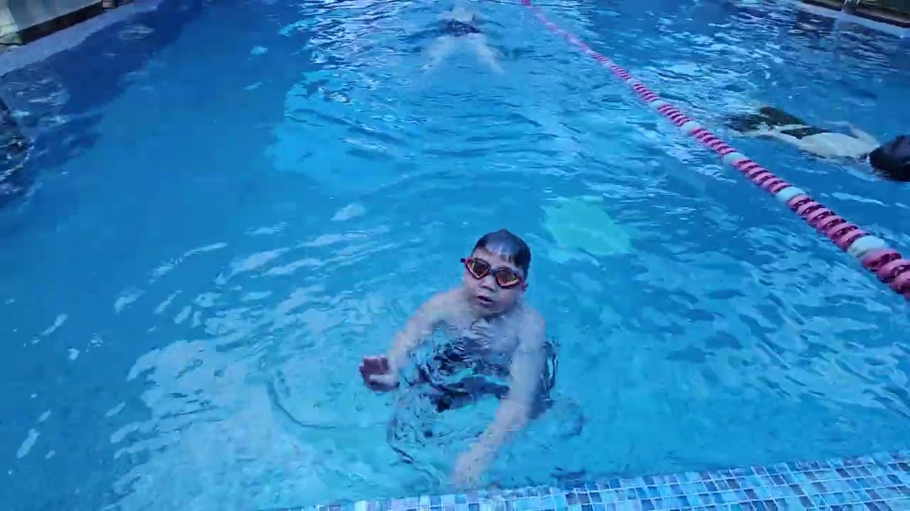 Dạy bơi Nguyên 19/7/2025